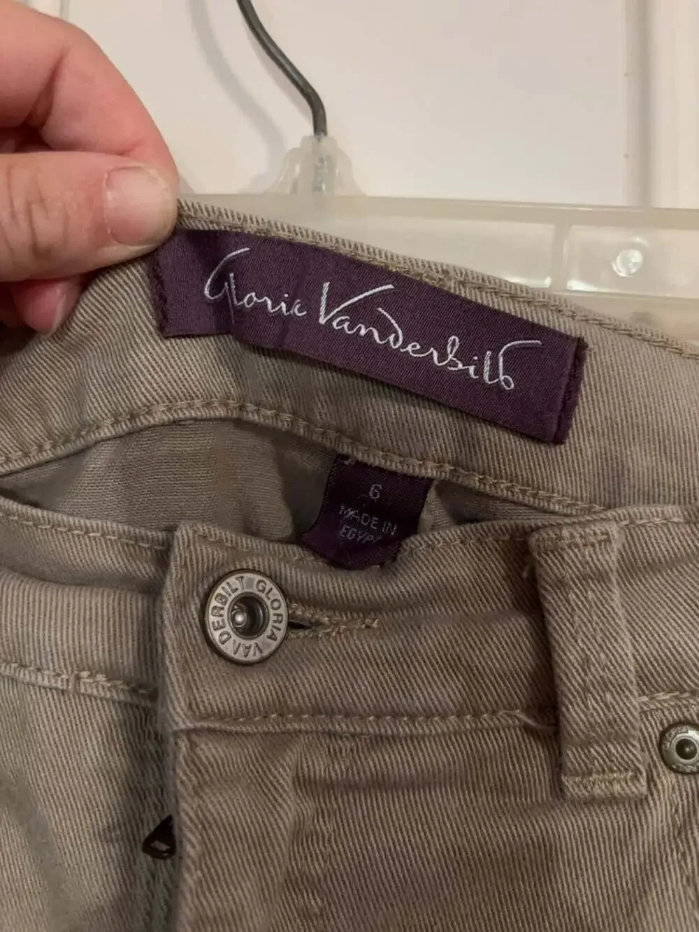 Gloria Vanderbilt Women's Size 6 Tan Embroidered Embellished Denim Shorts